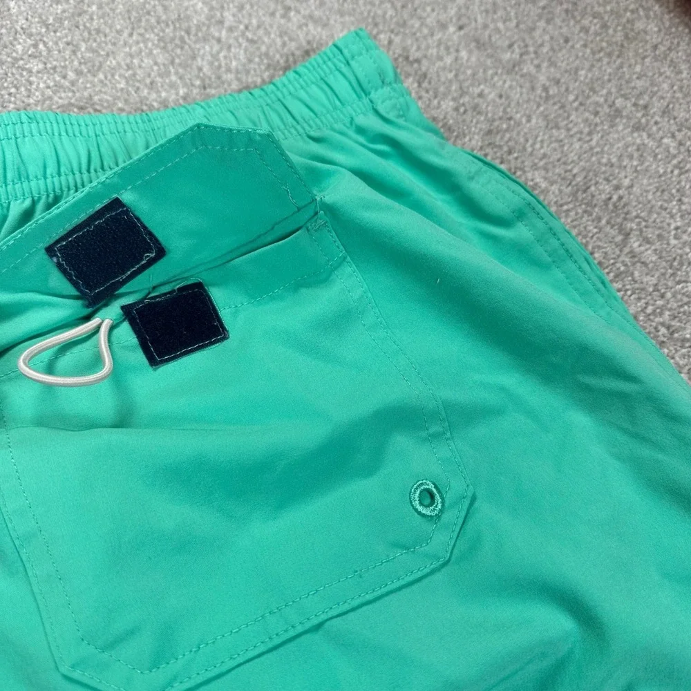 Life is Good Mens Medium Swim Trunks Mint Green Mesh Lined Board Shorts Beach